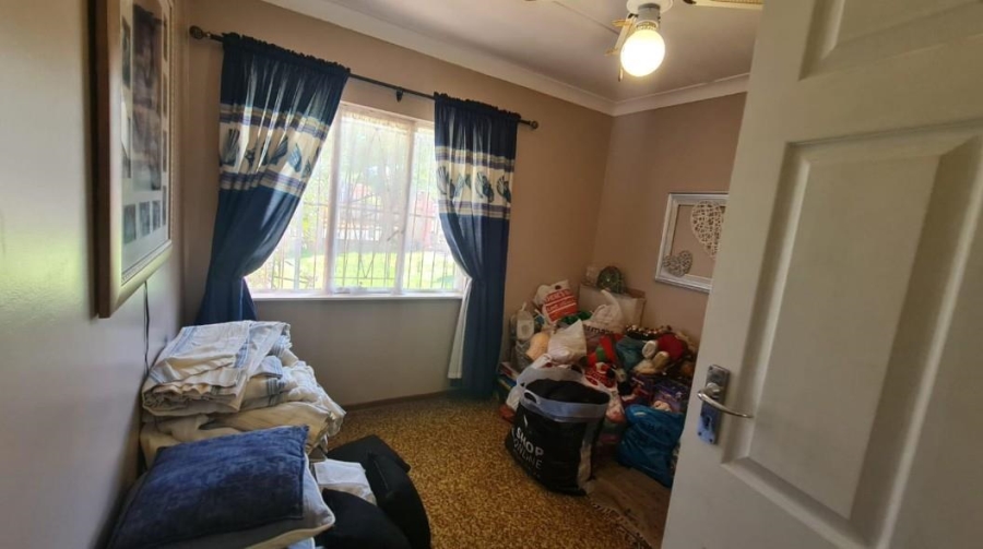 3 Bedroom Property for Sale in Uitsig Free State